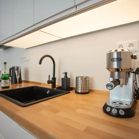 Spacious & Bright In Center Zilina