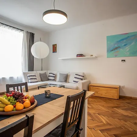 Apartmán Spacious & Bright In Center *